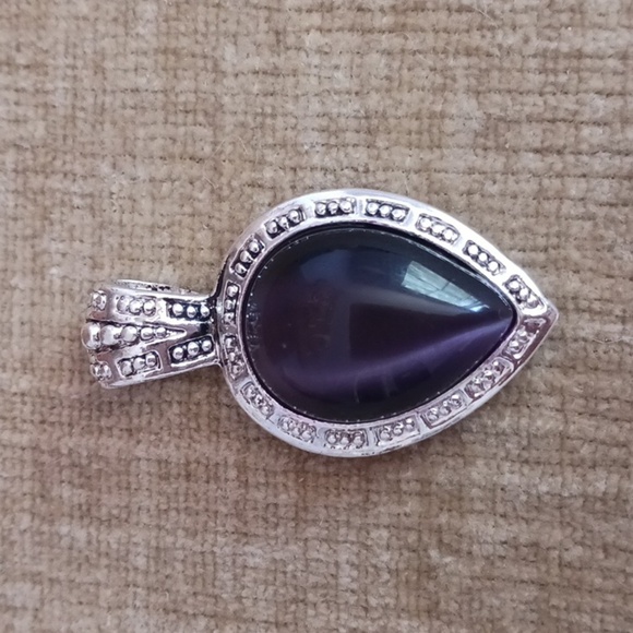 Silver Tone Purple Heart Pendant - Picture 1 of 8